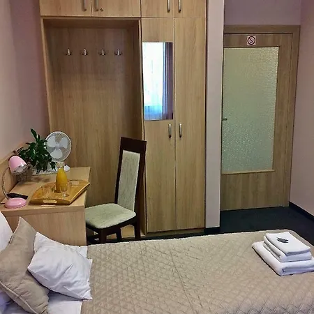 Alloggio in famiglia 3rooms *