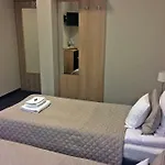 3rooms ホームステイ